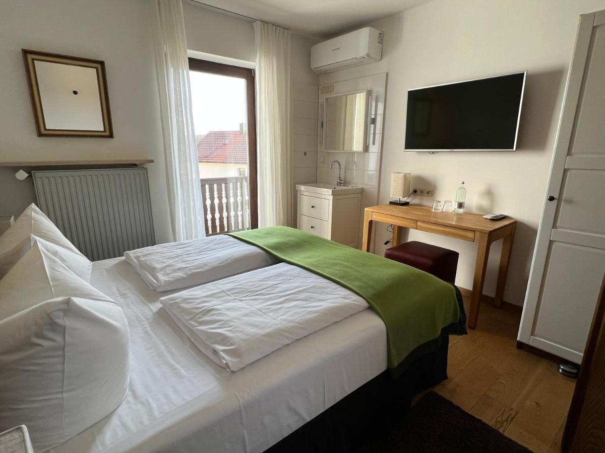 Aparthotel Parsberg Lferstl Екстериор снимка