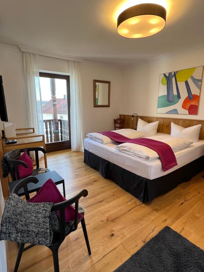 Aparthotel Parsberg Lferstl Екстериор снимка