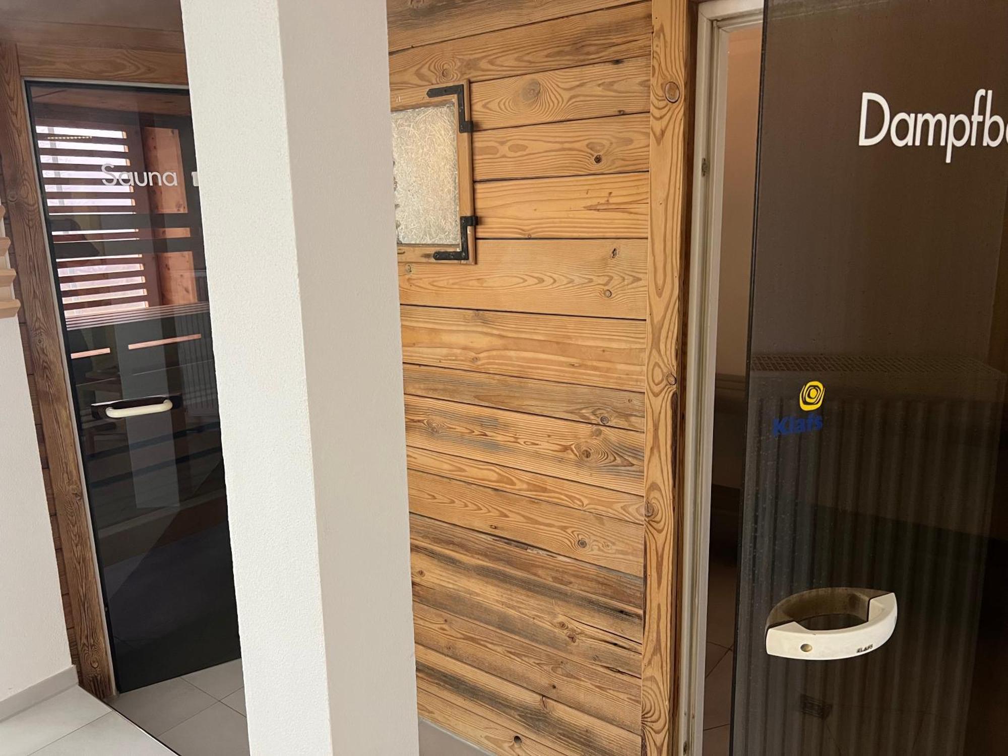 Aparthotel Parsberg Lferstl Екстериор снимка